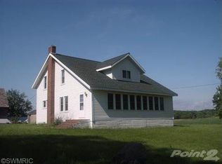 6526 W Arthur Rd, New Era, MI 49446