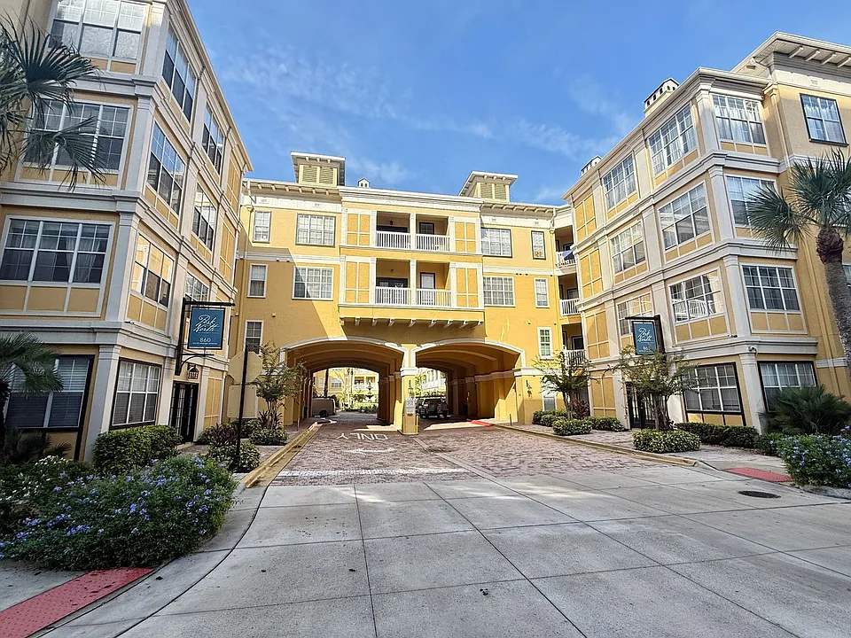 860 N Orange Ave #378