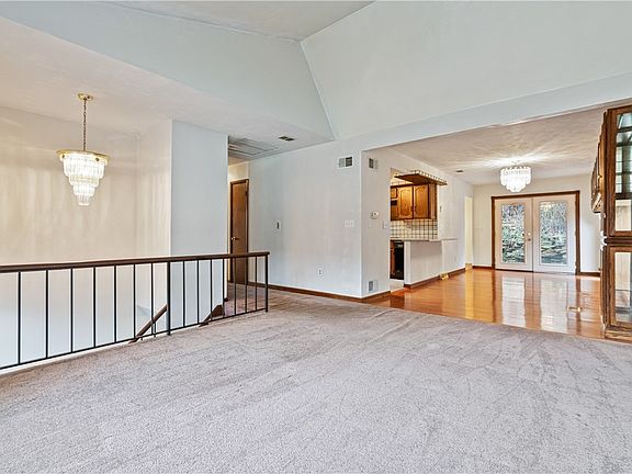 4th image of 1302 Rankin Rd