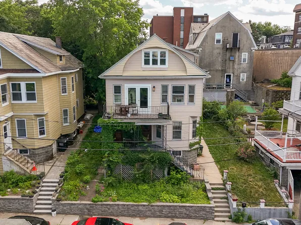 5 Douglas Ave #1, Somerville, MA 02145