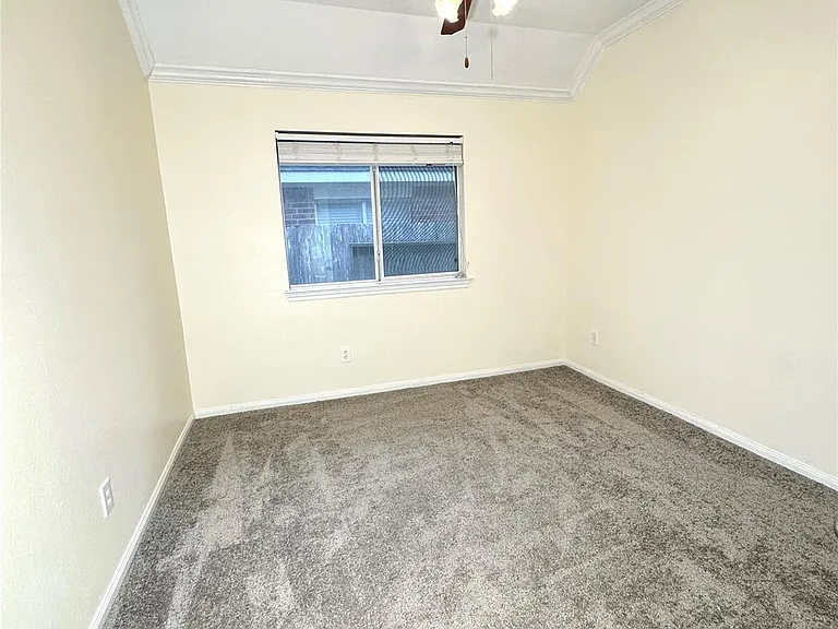 2827 Fair Chase Dr — Photo 31