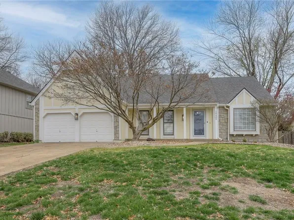10400 Noland Rd, Overland Park, KS 66215