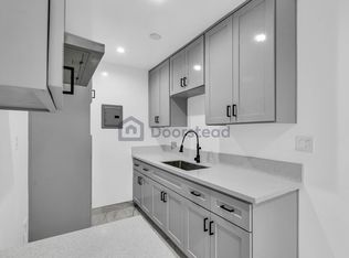 11021 Hesby St APT 3, North Hollywood, CA 91601