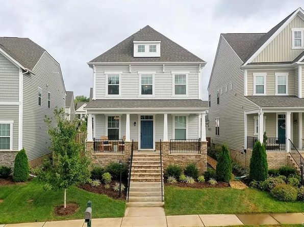 16829 Gossamer Dr