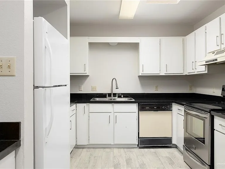 500 E El Rancho Ave #36 — Photo 8