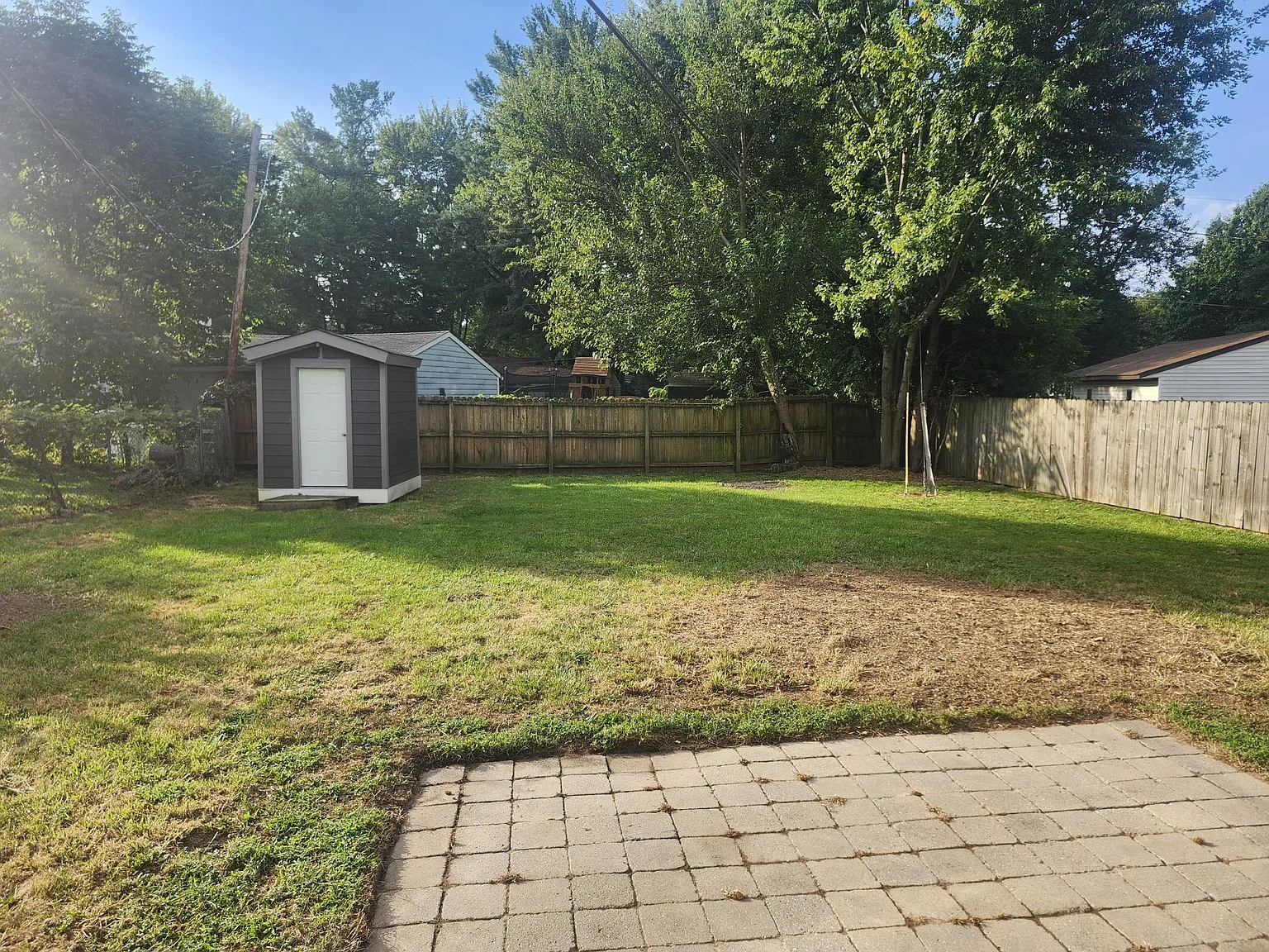 3 bed, 1.5 bath, 984 sqft, $1,700 — Photo 3