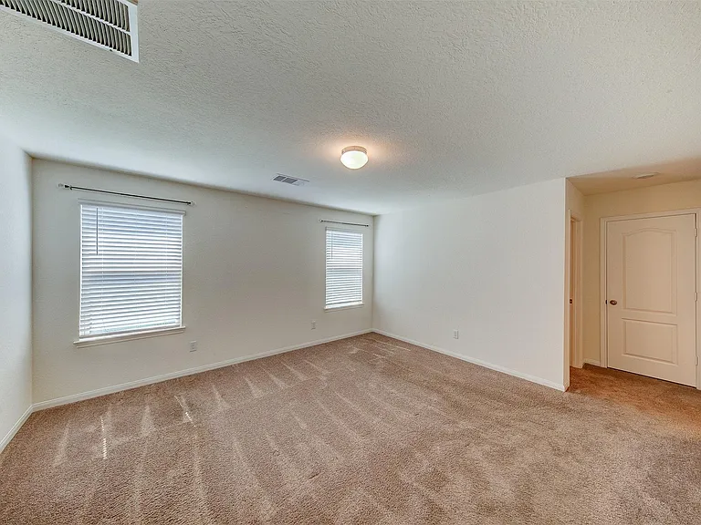 7218 Bakersfield Ct — Photo 18