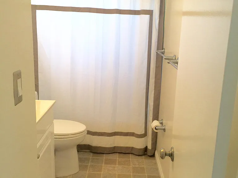 Upstairs Bathroom 2