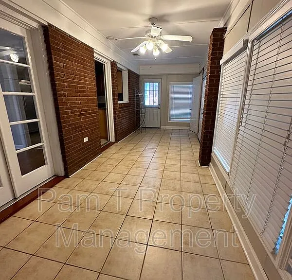 201 Kensington Dr — Photo 29