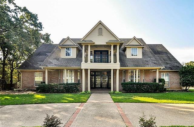 1st image of 3625 Wooded Creek Cir