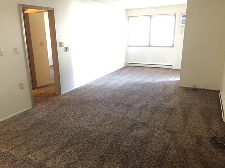 25 Arlington Ave — Photo 10