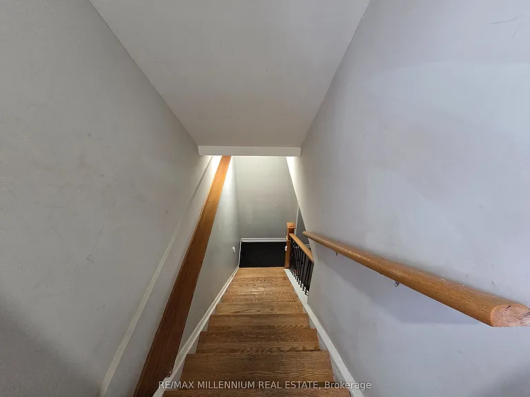 80 Rainier Sq #BASEMENT — Photo 8