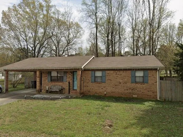 4210 Cedar Valley Dr, Paragould, AR 72450