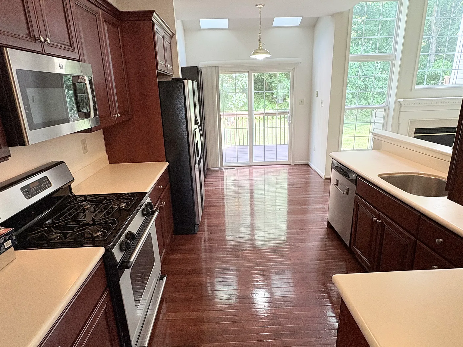 157 Madison Way - 1 — Photo 4