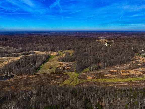 3rd image of 1 W Popcorn Rd