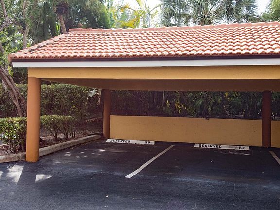5th image of 131 Yacht Club Way APT 108