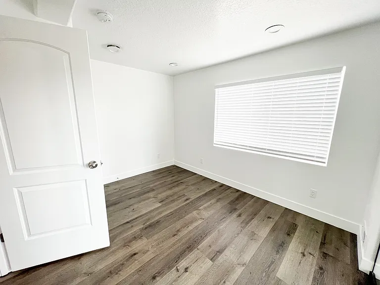 1531 W Stone Gate Dr — Photo 28