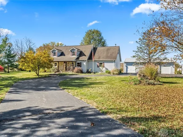 655 Bischoff Rd, New Carlisle, OH 45344