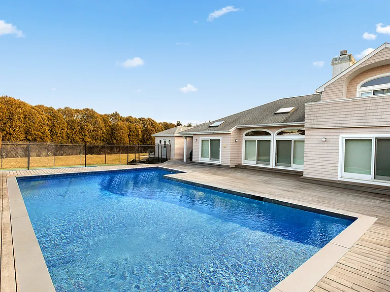 59 Mill Creek Close — Photo 4