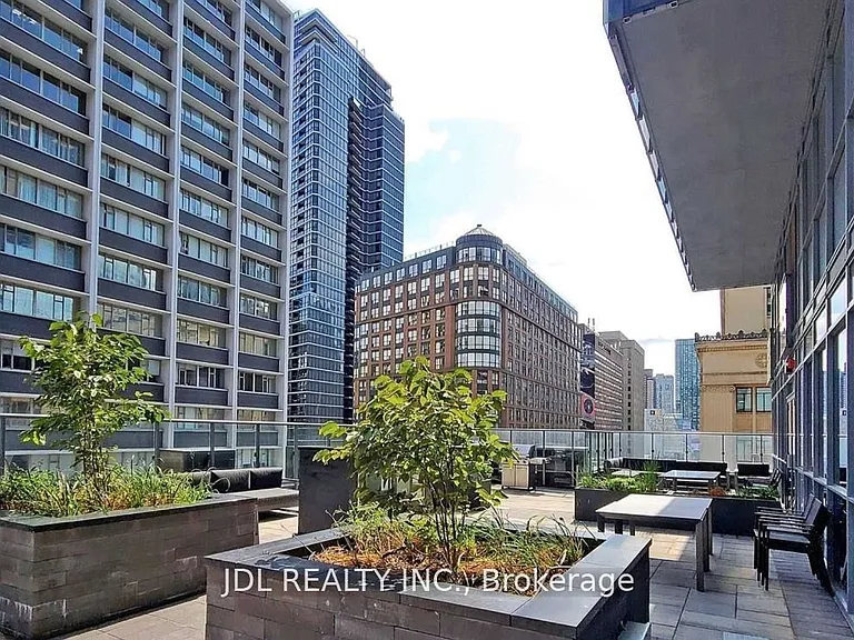7 Grenville St #5102 — Photo 12