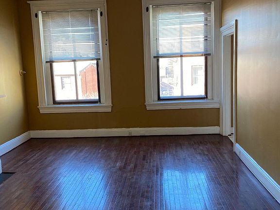 3rd image of 811 Saint Paul St APT 3A