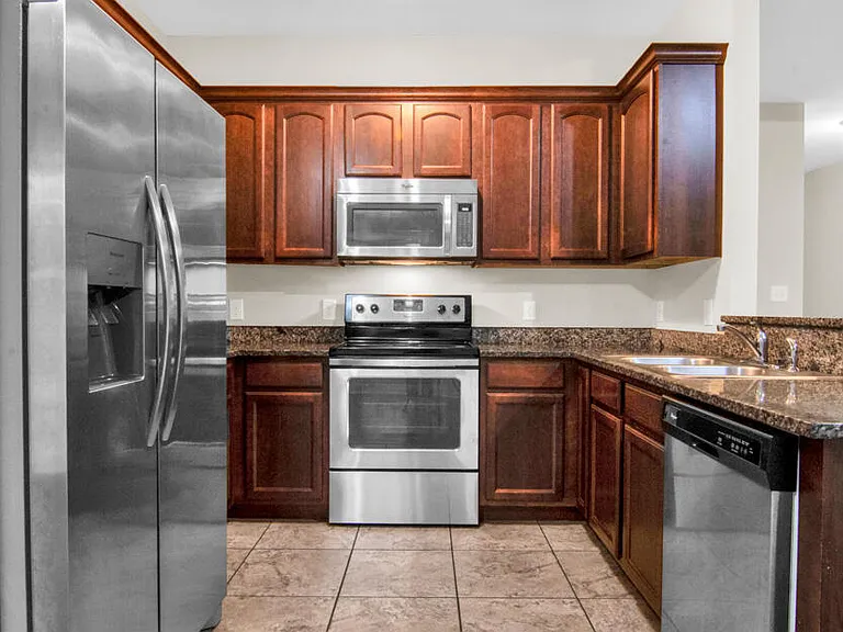102 Conley Hills Dr — Photo 6