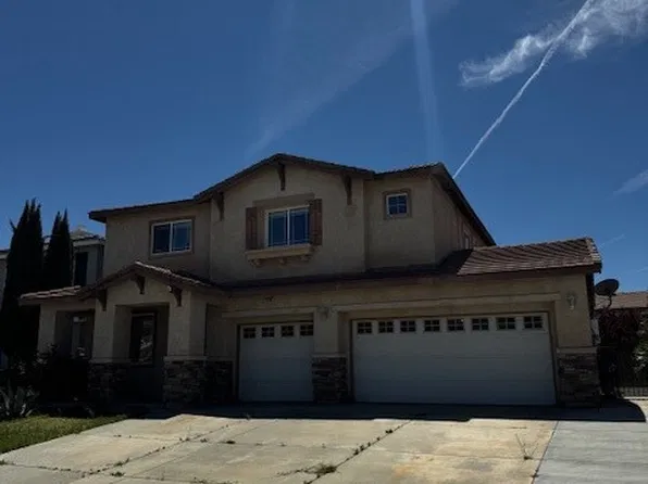 2748 Bouquet Ln, Palmdale, CA 93551