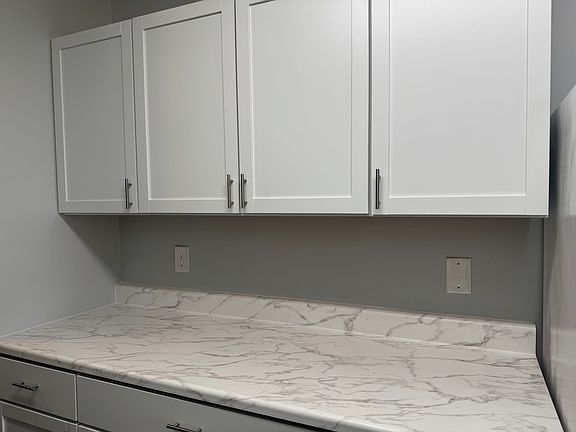 5th image of 54 Shrewsbury Green Dr Unit K