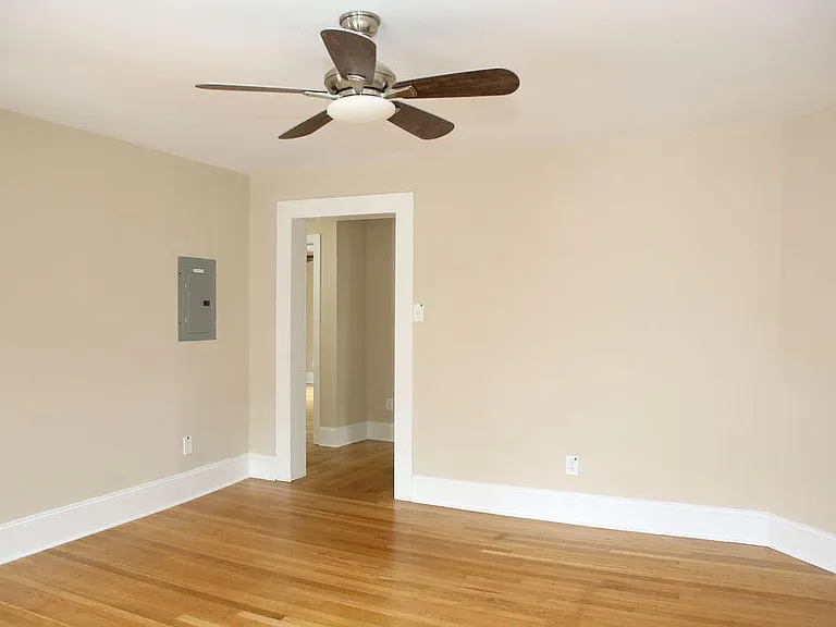 126 Tate St #C — Photo 16