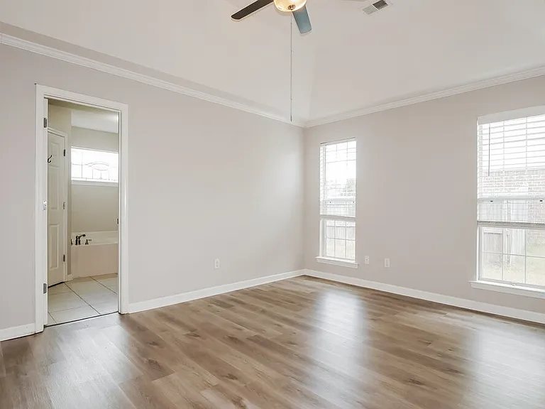 11662 Underwood Dr — Photo 9