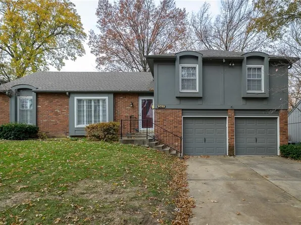 9732 Slater Ln, Overland Park, KS 66212