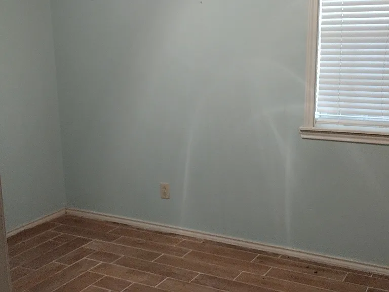 Bedroom 2 - Approx 11 x 11