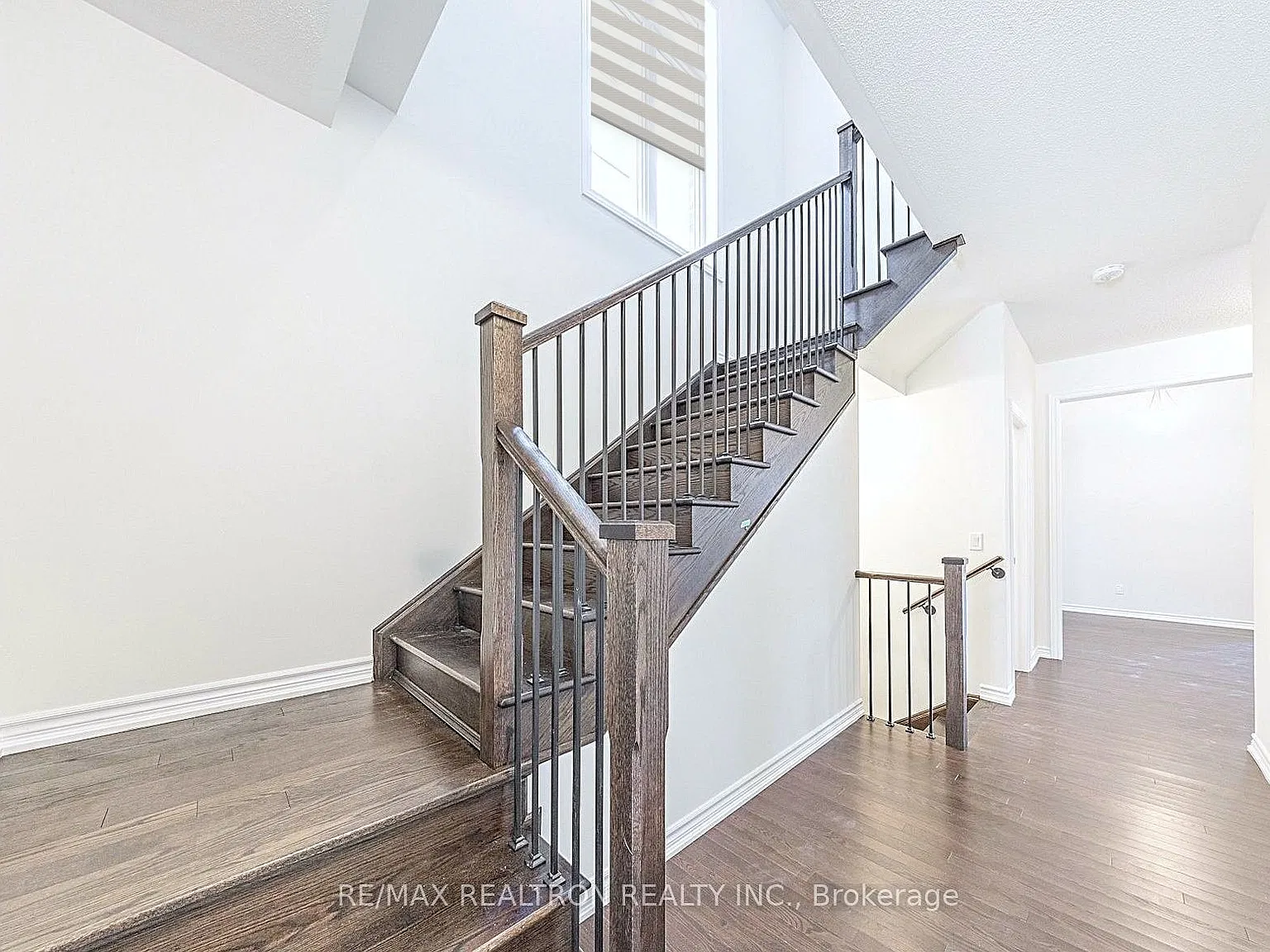 4 bed, $3,700 — Photo 2