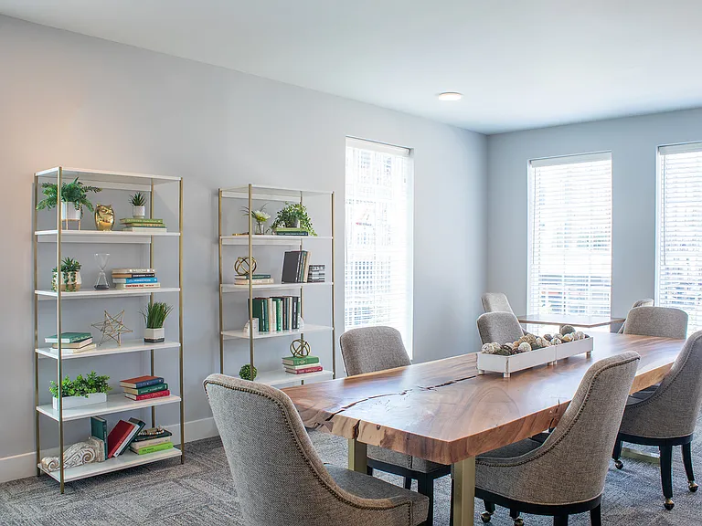 Conference Room | Cincinnati OH Apartments For Rent | The residences at MQ