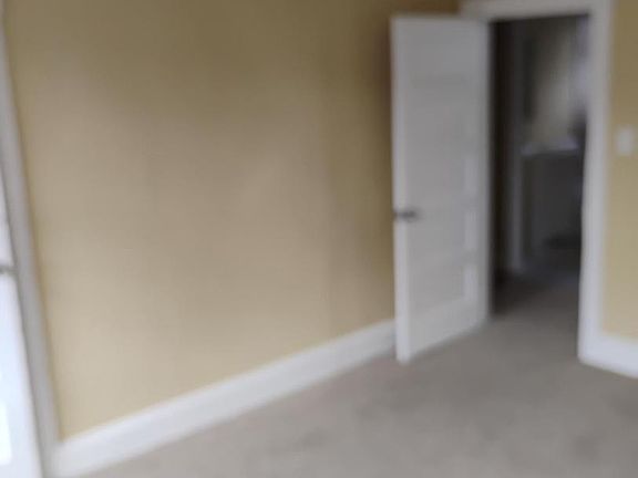 3rd image of 1933 Griffis Ave