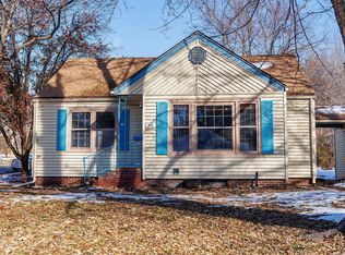 715 W Alma St, Saint Marys, KS 66536