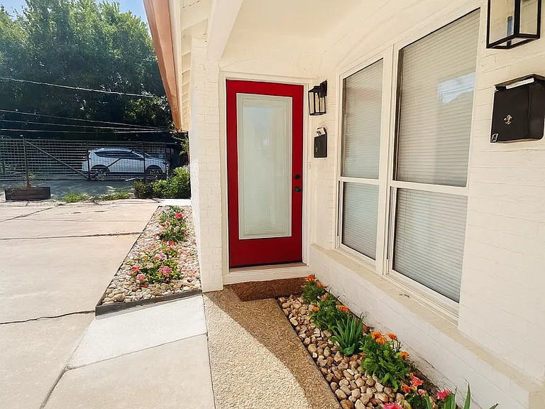 1005 W Martin Luther King Jr Blvd — Photo 10