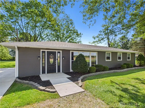 11400 Pansing Rd, Brookville, OH 45309