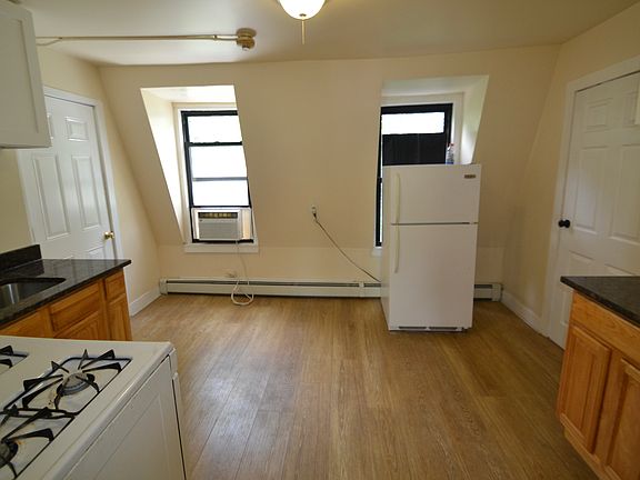 2nd image of 506 Piermont Ave APT 1