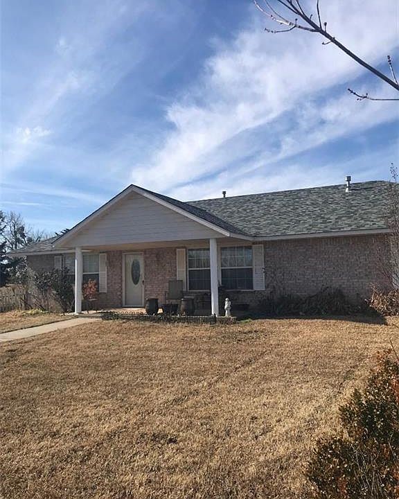 1st image of 204 Gunnar Ln