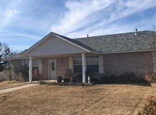 204 Gunnar Ln, McLoud, OK 74851