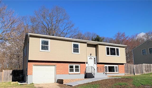 1st image of 113 Vails Gate Heights Dr