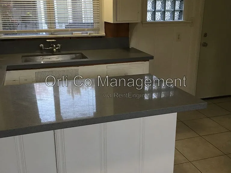 7100 Haskell Ave #7100 — Photo 12