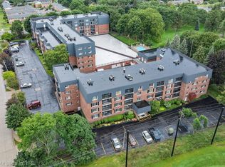 3439 Benjamin Ave APT 127, Royal Oak, MI 48073