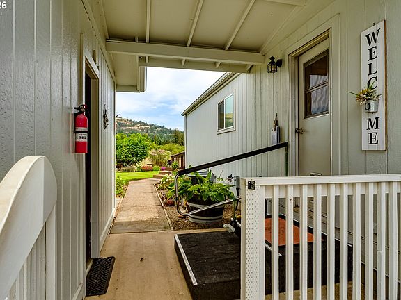 3rd image of 85729 Chelsea Ln
