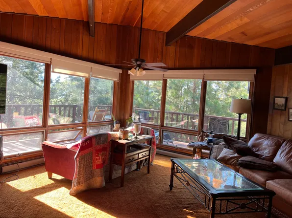 14238 Summit Dr, Bigfork, MT 59911