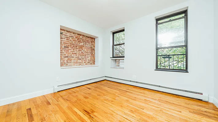 Rented by Compass | media 23