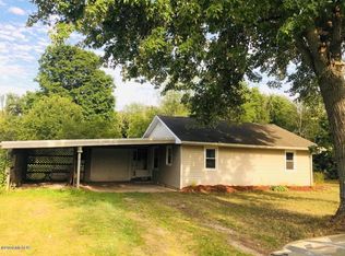 6607 S Mount Hope Rd, Carson City, MI 48811