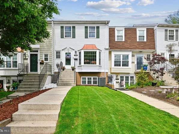 1408 Harwick Ct, Crofton, MD 21114