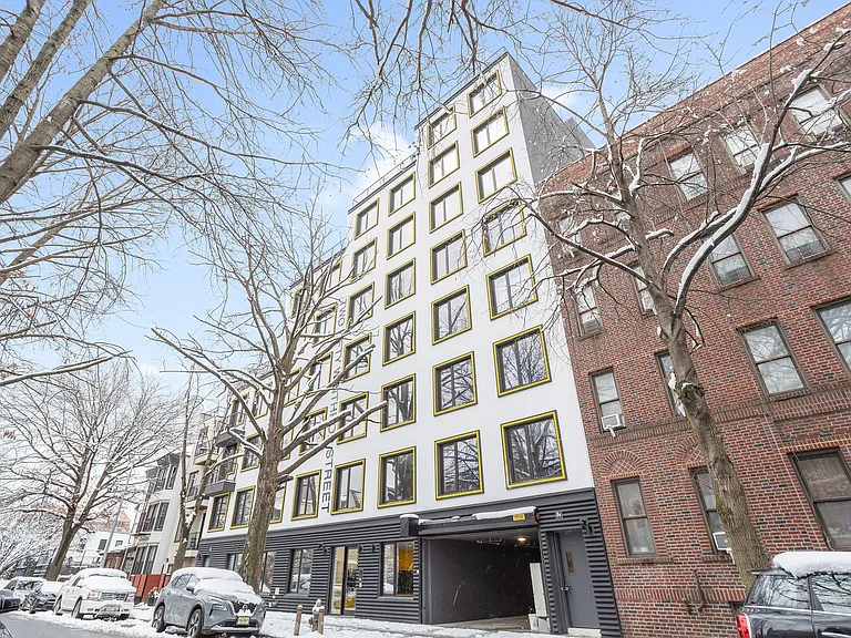 250 Winthrop St #3B — Photo 9